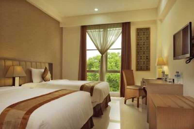 Aston Kupang Hotel & Convention Center Exterior photo