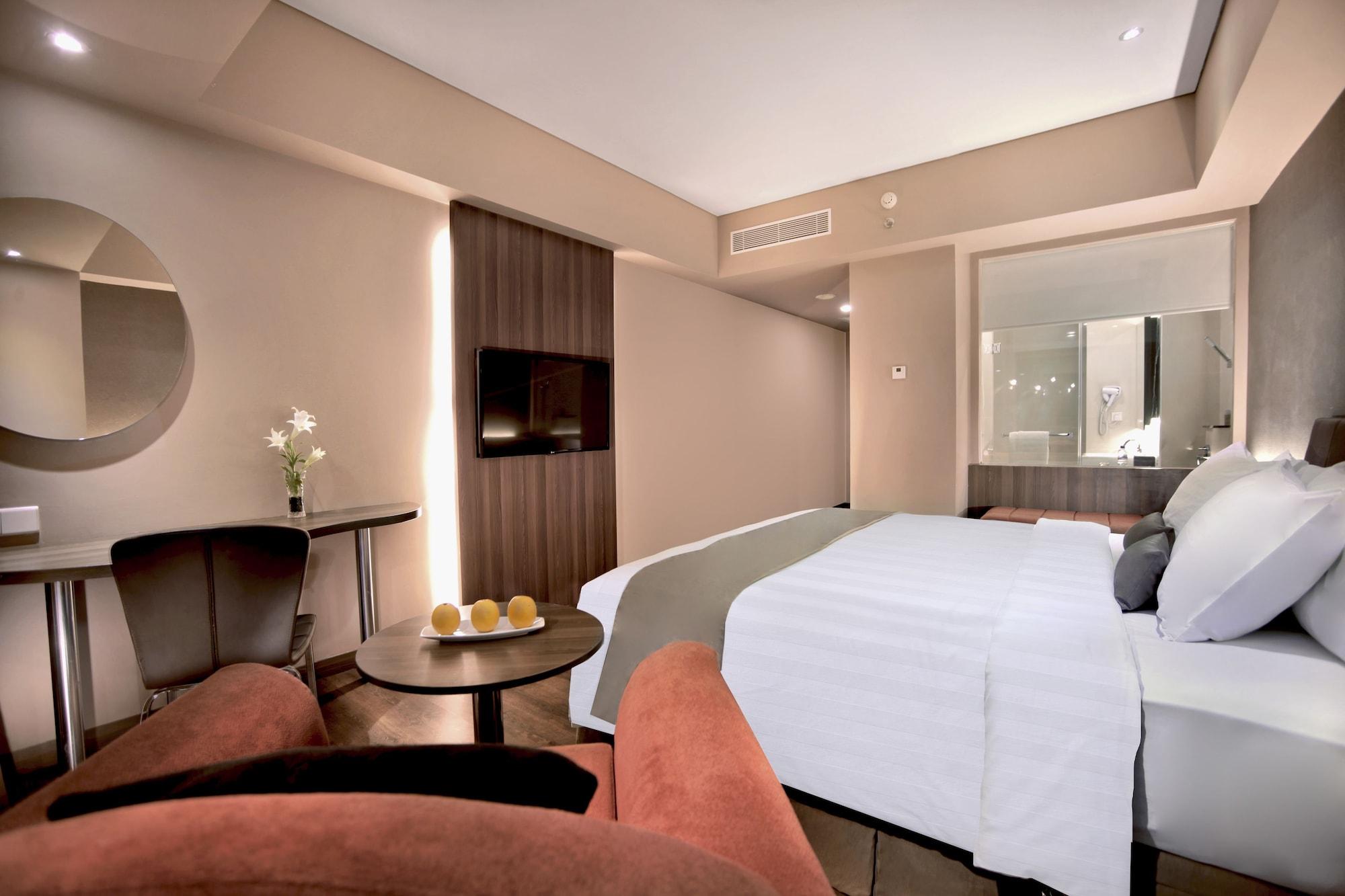 Aston Kupang Hotel & Convention Center Exterior photo