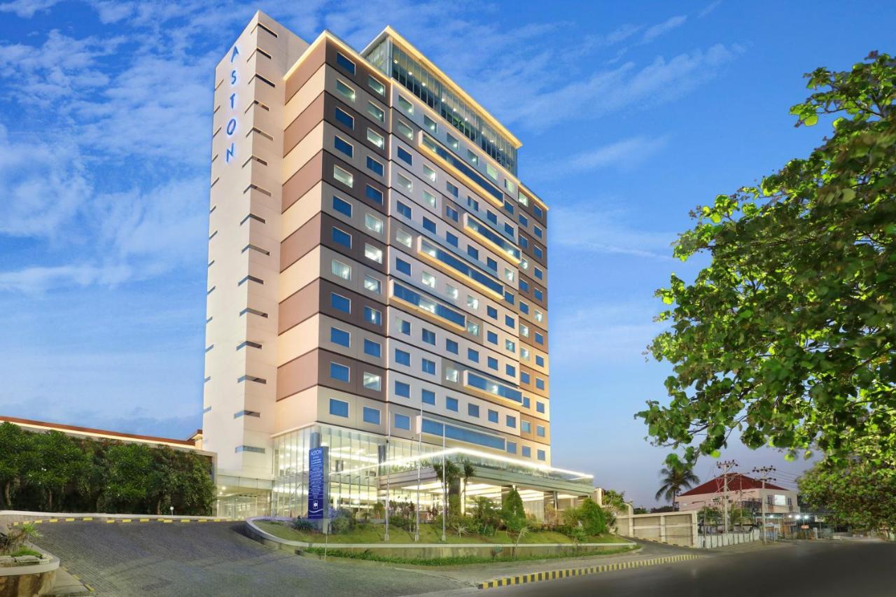 Aston Kupang Hotel & Convention Center Exterior photo