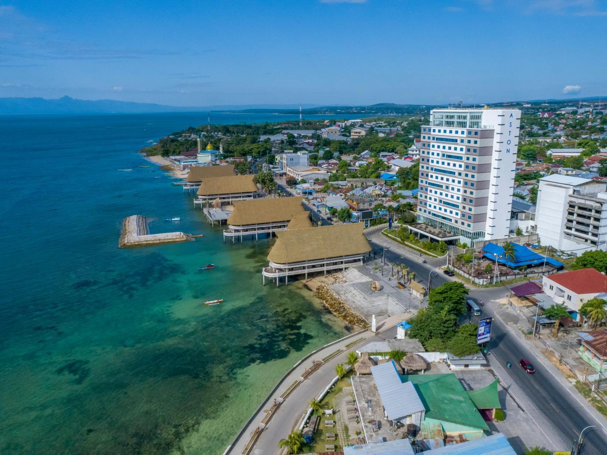 Aston Kupang Hotel & Convention Center Exterior photo