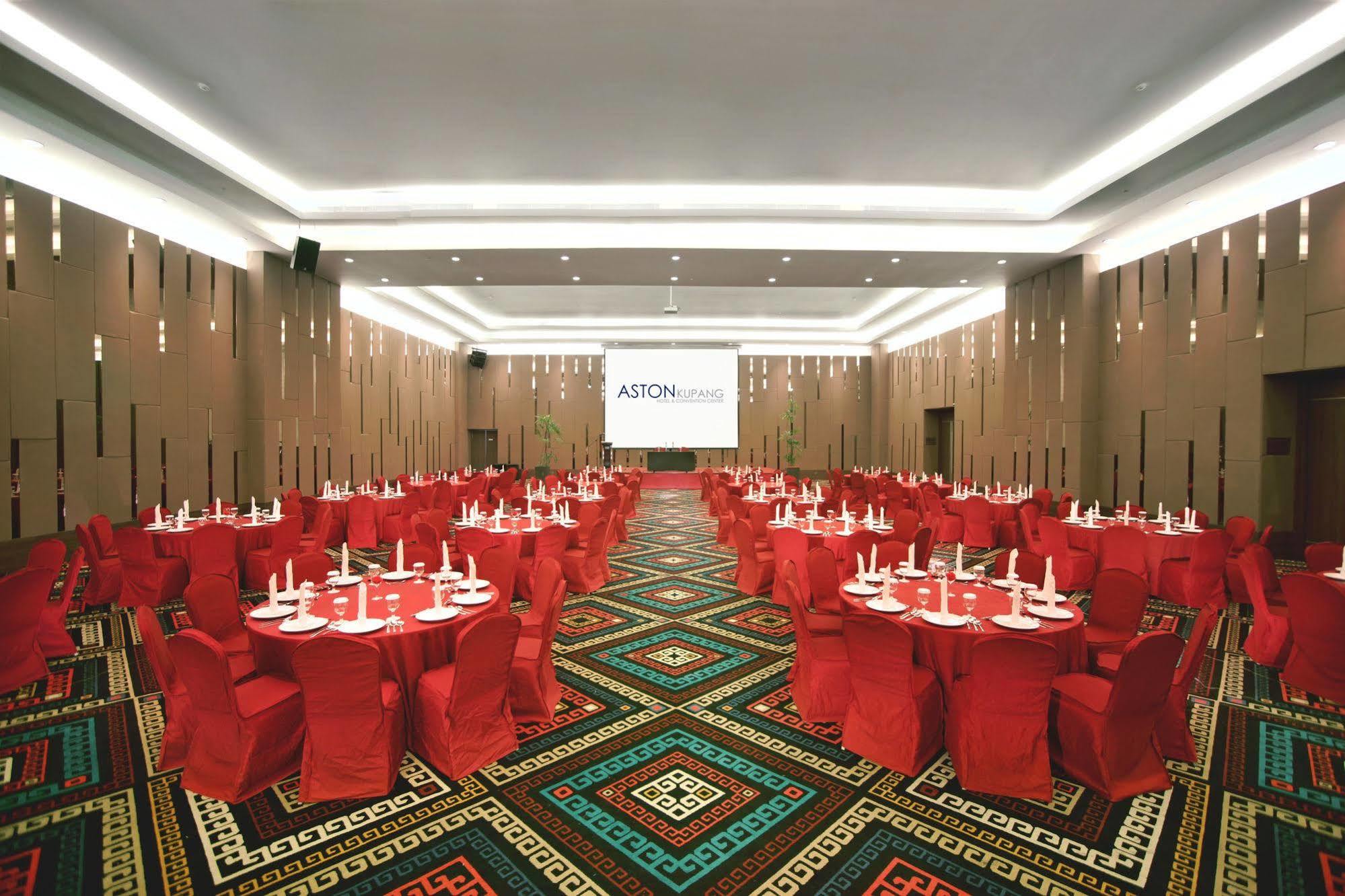 Aston Kupang Hotel & Convention Center Exterior photo
